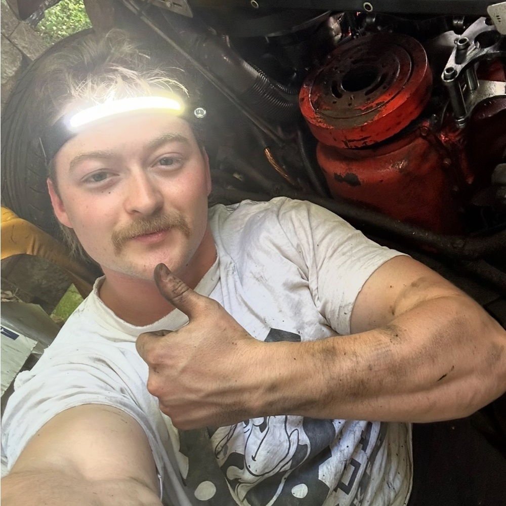 Meet your Posher, Alec